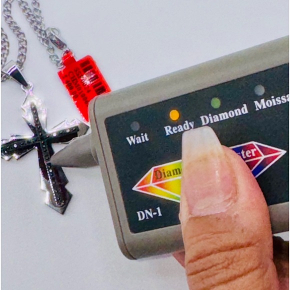 Real black diamond cross pendant, genuine diamond cross charm best gift for men - Picture 7 of 7